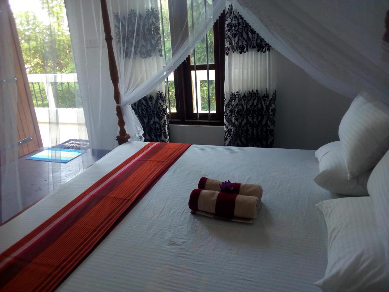 Daasa Guest Mirissa Hotel Exterior photo