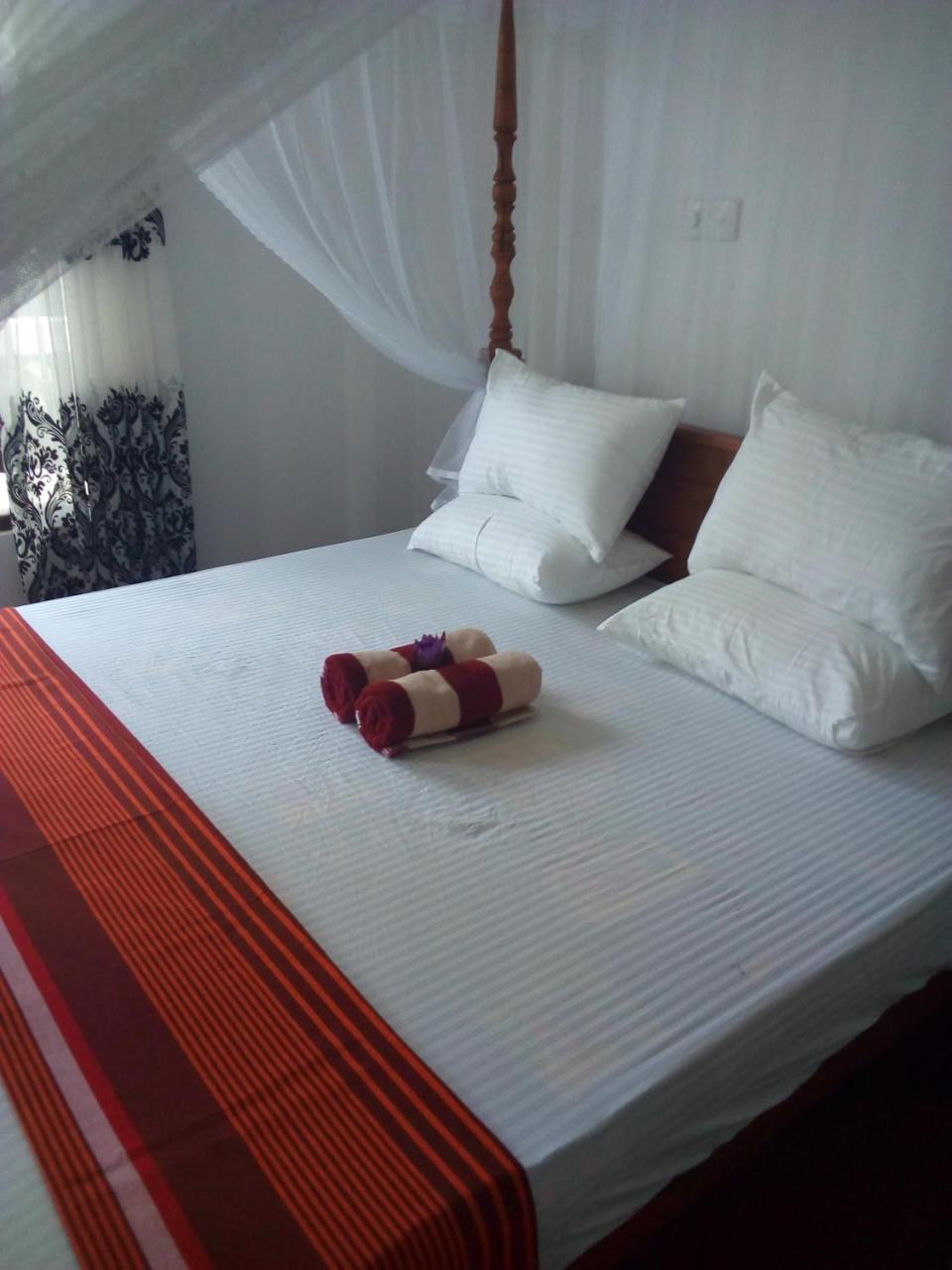 Daasa Guest Mirissa Hotel Exterior photo
